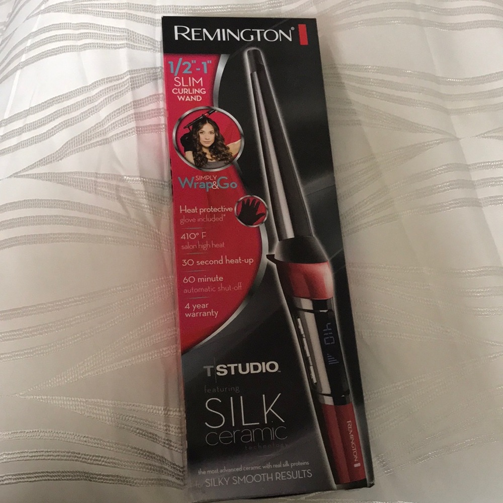 Remington curling wand.